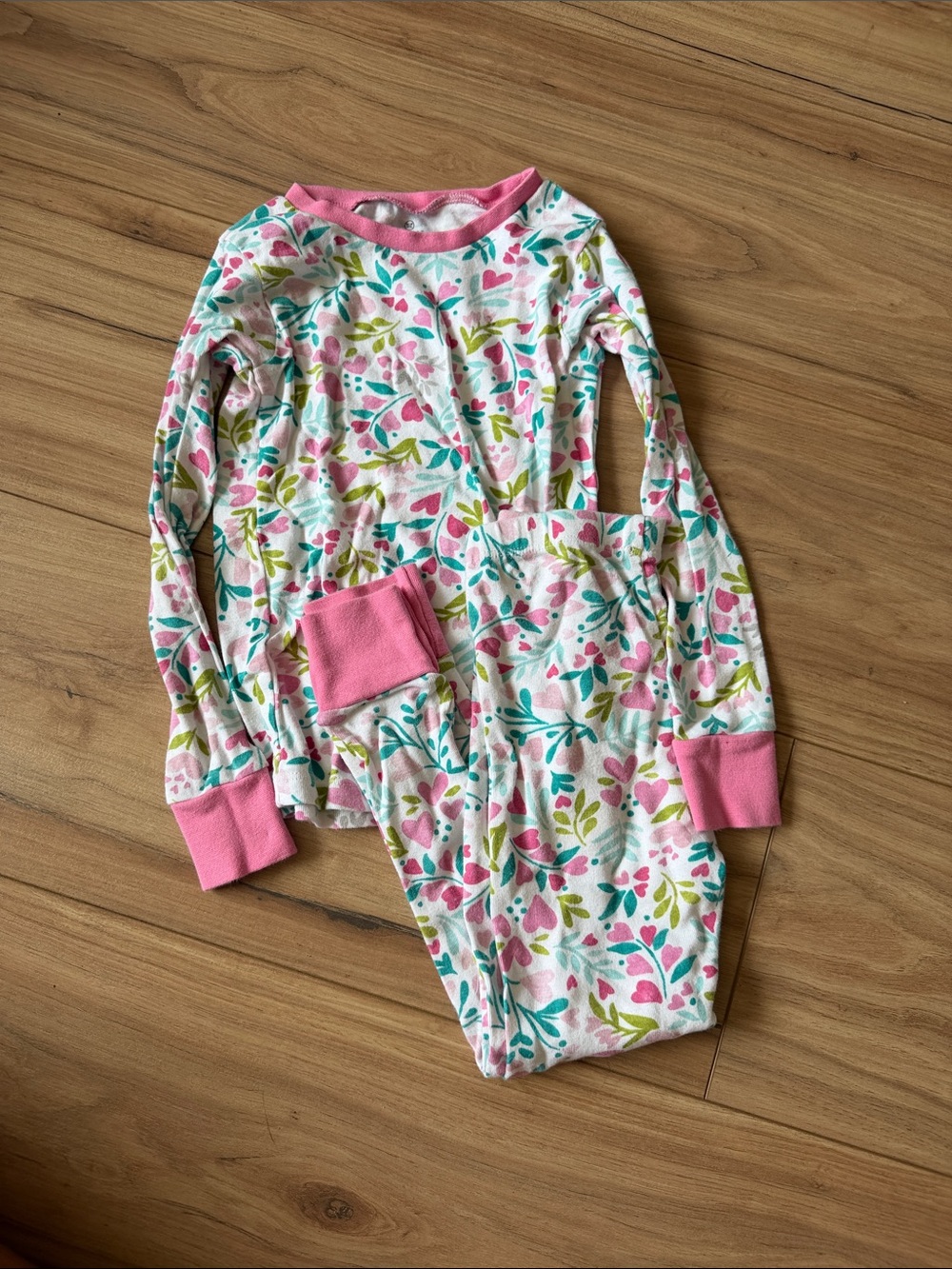 The Honest Company White Floral & Heart Pajama Set with Pink Trim